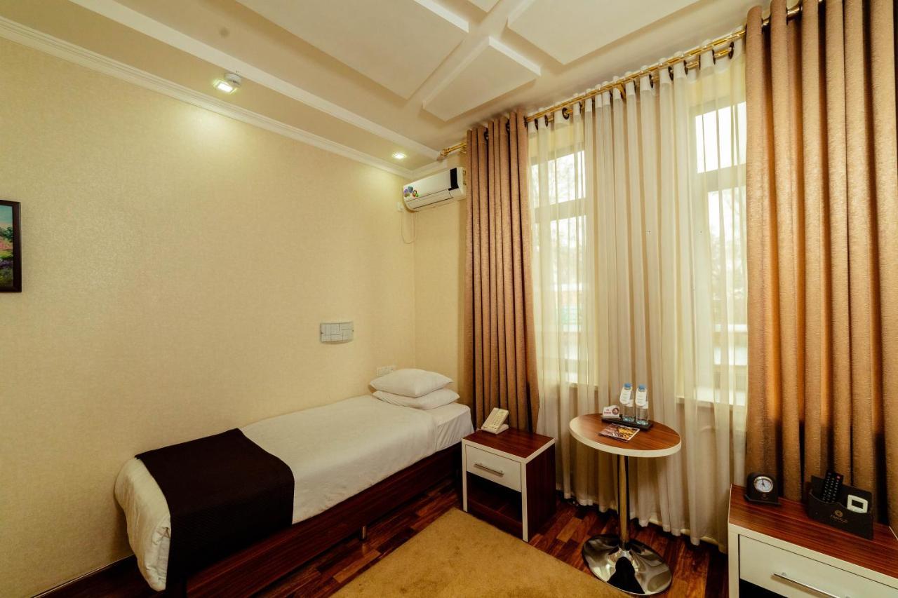 Asmald Palace Hotel Kokand Екстер'єр фото